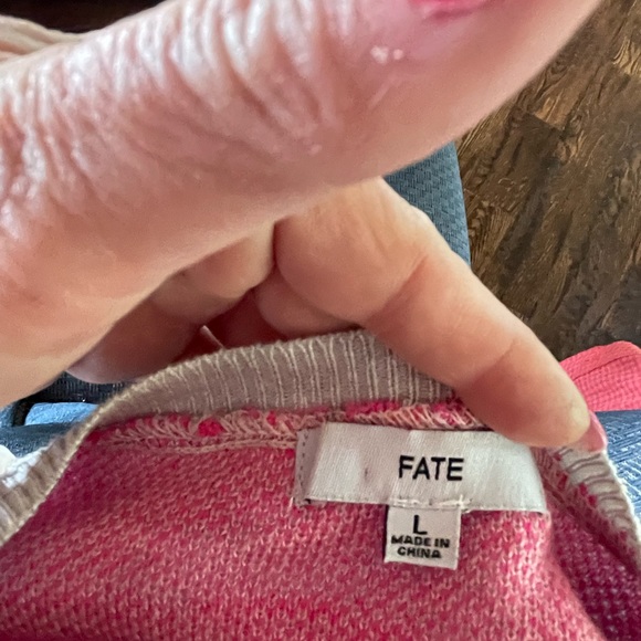 Lightweight pink camo print sweater.  Perfect transitional piece. - Picture 2 of 4